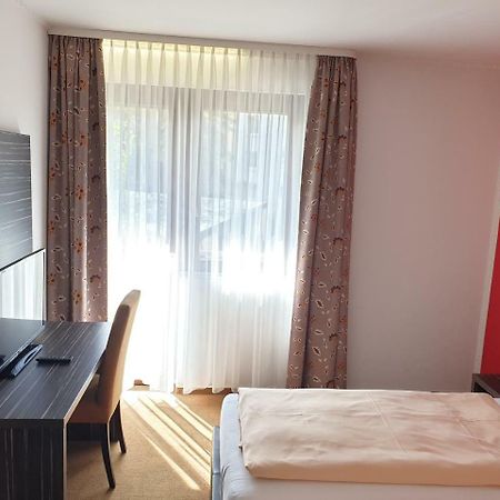 Kirchberg Hotel Garni Саарбрюкен Екстер'єр фото